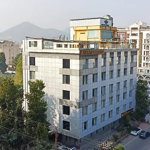 Hotel Vesta Grand